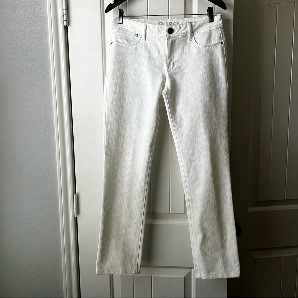 DL1961 White CoCo Curvy Straight Jeans 28